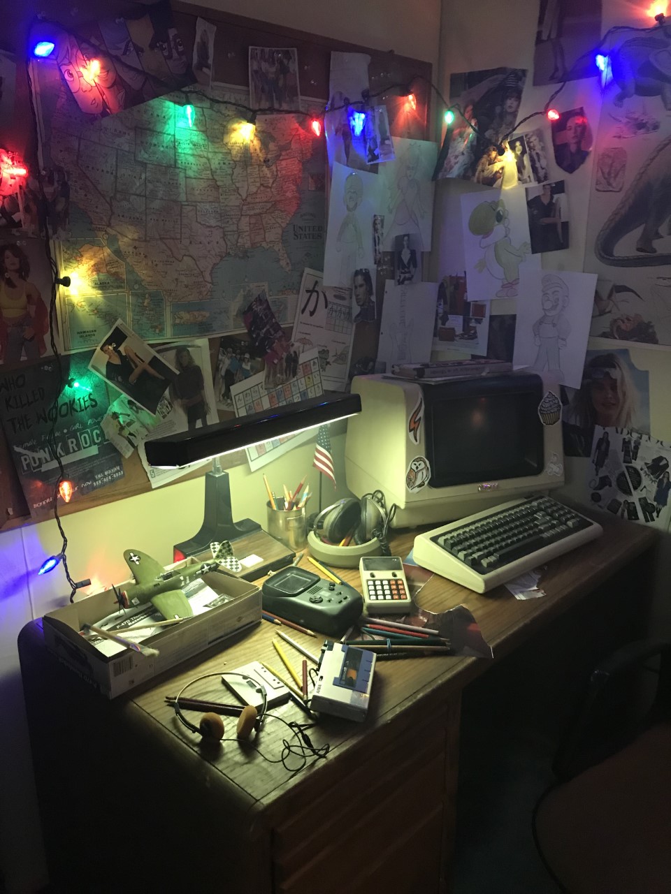 &nbsp;<br>80's girl's bedroom, set built on sound stage