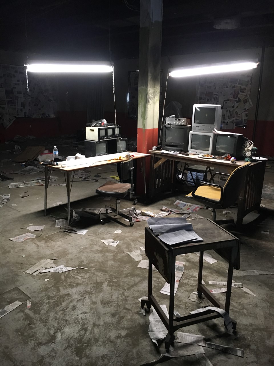 &nbsp;<br>Security room, painted and dressed into empty stage 